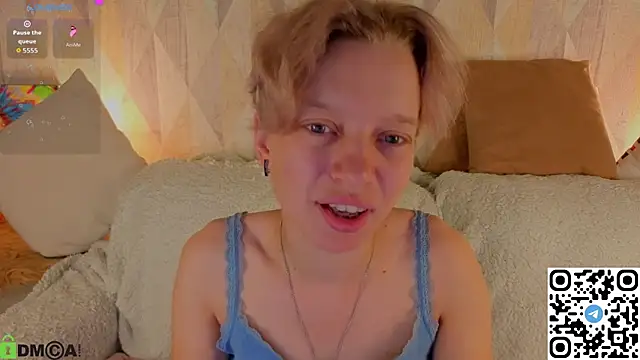 Michelle Blond online show from July 27, 2026, 11:45 pm