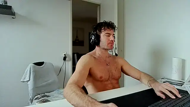 alpha-hunk online show from January 16, 2026, 9:46 am