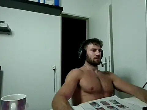 alpha-hunk online show from July 24, 2026, 9:00 pm