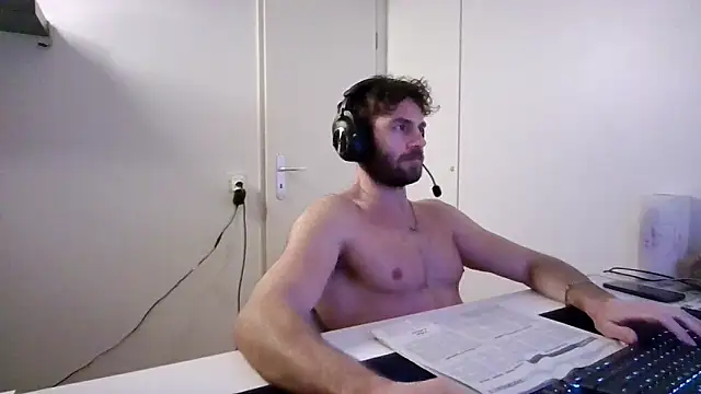 alpha-hunk online show from January 5, 2026, 5:27 pm