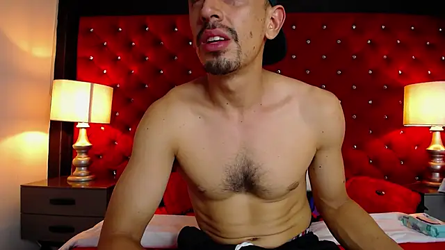 Sr Magnus  online show from March 7, 2026, 9:27 am