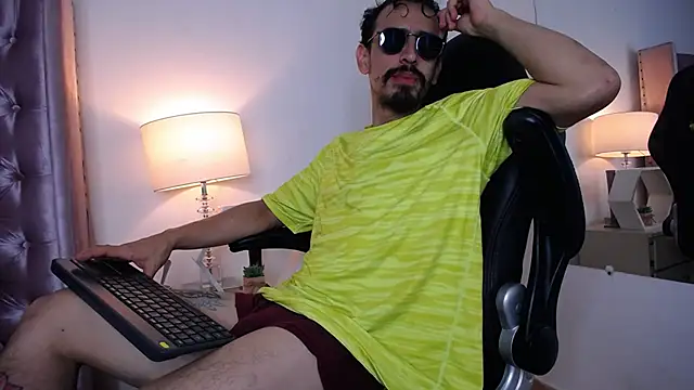 Sr Magnus  online show from September 25, 2025, 6:30 am