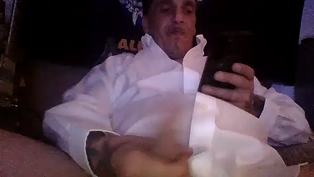 CandiedPompano online show from June 5, 2026, 4:17 am
