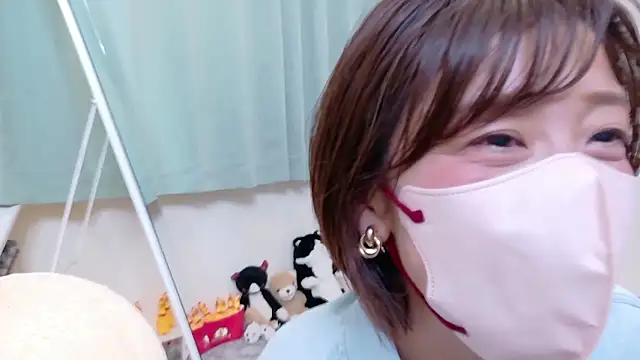Risa 06 online show from May 9, 2026, 12:52 pm