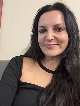 -OLYA- online show from December 23, 2025, 8:24 am