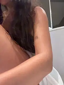 -OLYA- online show from July 13, 2026, 4:06 pm