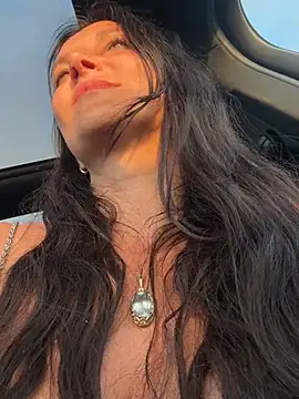 -OLYA- online show from June 13, 2026, 7:01 pm