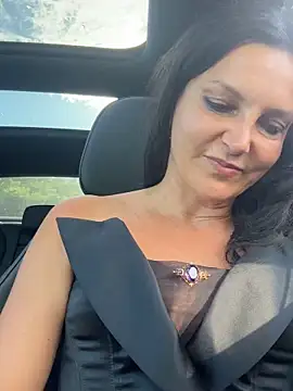 -OLYA- online show from June 14, 2026, 4:41 pm