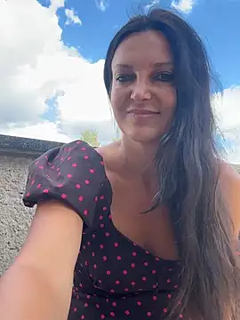 -OLYA- online show from July 3, 2026, 12:22 pm
