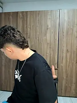 Lyam ap online show from September 23, 2025, 9:05 am