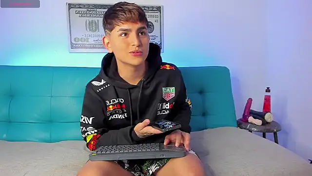 Lyam ap online show from December 21, 2025, 10:06 am