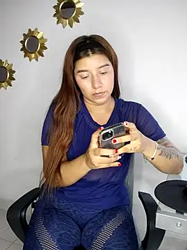 Caro kitty- online show from February 22, 2025, 6:19 pm