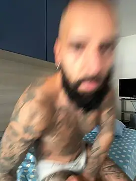 Snapshot of Gioeltoro89 chatting on June 27, 2026, 3:40 pm Gioeltoro89 online show from June 27, 2026, 3:40 pm