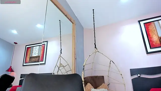 ebbafernandez  online show from July 5, 2026, 12:23 pm