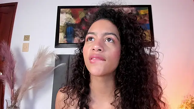 Snapshot of AntonellaHall_ chatting on April 23, 2026, 6:53 pm AntonellaHall online show from April 23, 2026, 6:53 pm