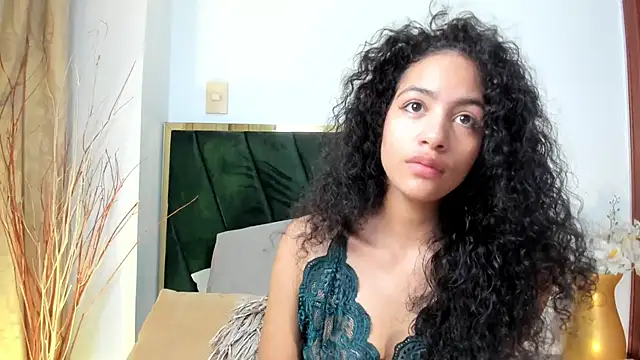 AntonellaHall  online show from September 28, 2025, 2:24 pm