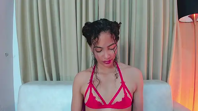 AntonellaHall  online show from March 6, 2025, 11:58 am