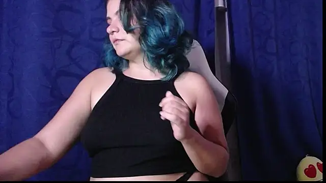 gigiqueen 18 online show from November 19, 2025, 3:39 am