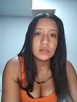 cami victoria online show from May 28, 2026, 7:20 pm