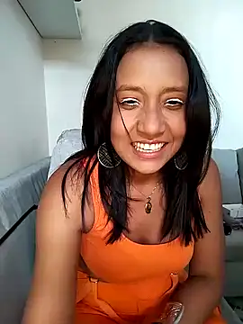 cami victoria online show from January 13, 2025, 7:20 pm