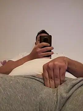 il lupo online show from September 22, 2025, 6:36 pm