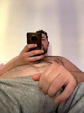 il lupo online show from October 5, 2025, 3:36 pm