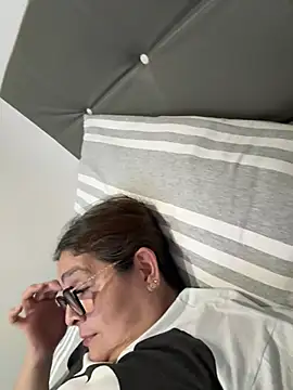 Snapshot of AntonellaAlondra4 chatting on June 11, 2026, 3:03 am AntonellaAlondra4 online show from June 11, 2026, 3:03 am
