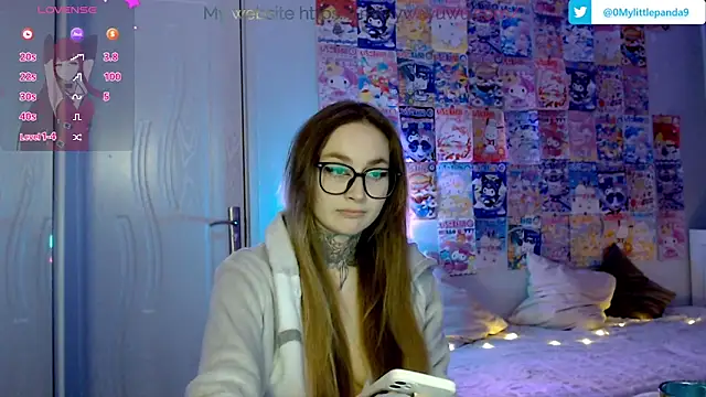 Snapshot of Milky_way_UwU chatting on December 15, 2024, 1:13 am Milky way UwU online show from December 15, 2024, 1:13 am