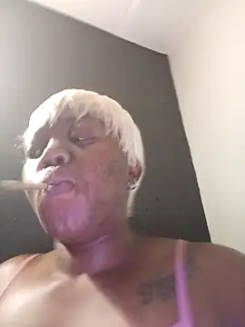 slimcate91 online show from October 5, 2025, 12:56 am