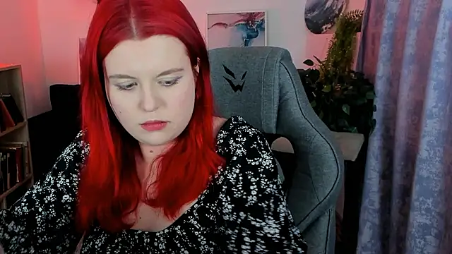 NielletaBlossom online show from February 14, 2026, 11:21 am