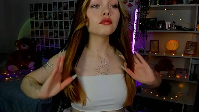 AkiraKatsu online show from September 24, 2025, 11:50 am