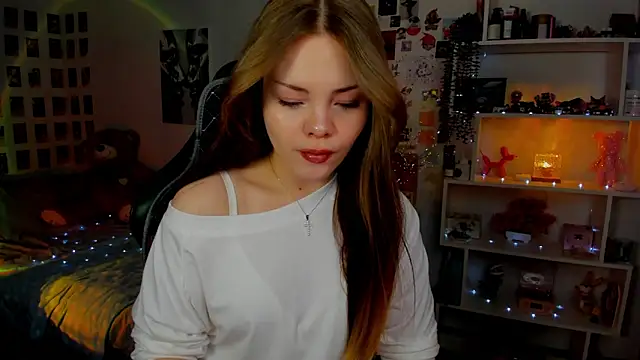 AkiraKatsu online show from February 28, 2026, 10:59 am