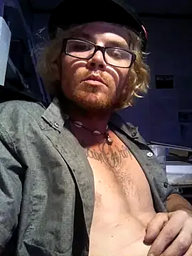 Snapshot of potholder420 chatting on July 25, 2026, 8:22 am potholder420 online show from July 25, 2026, 8:22 am