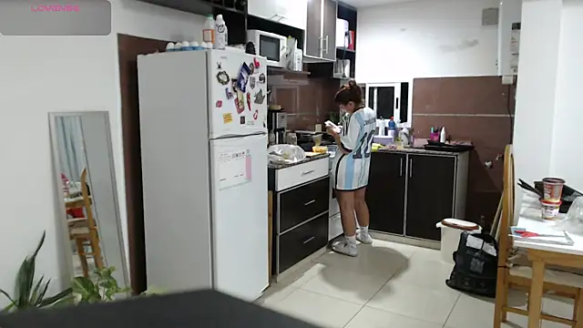 bunnylolaa4 online show from June 14, 2026, 1:57 am