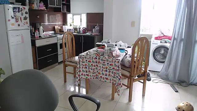 bunnylolaa4 online show from April 2, 2026, 11:50 am