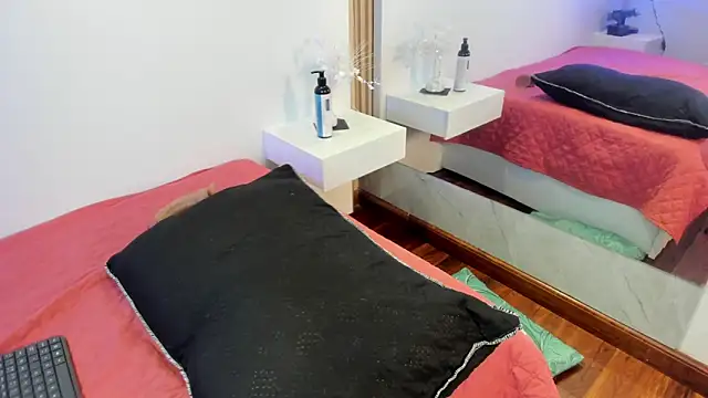 rose nova online show from March 9, 2025, 3:05 pm