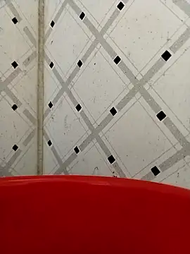 Maddie9211 online show from January 14, 2026, 5:33 am