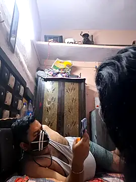 Snapshot of bobbyronak chatting on March 17, 2026, 7:39 pm bobbyronak online show from March 17, 2026, 7:39 pm