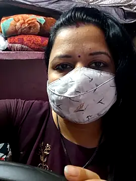 Snapshot of bobbyronak chatting on February 26, 2026, 12:05 pm bobbyronak online show from February 26, 2026, 12:05 pm