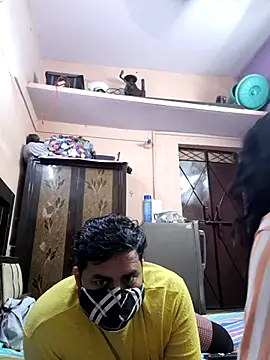 Snapshot of bobbyronak chatting on February 25, 2026, 7:25 pm bobbyronak online show from February 25, 2026, 7:25 pm