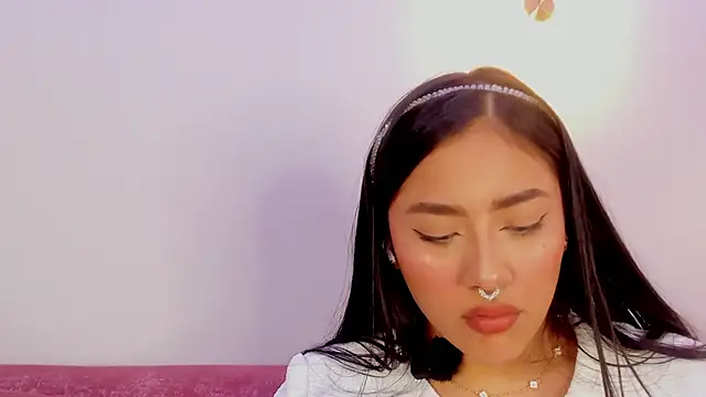 nicolle pierce online show from January 12, 2026, 4:03 pm