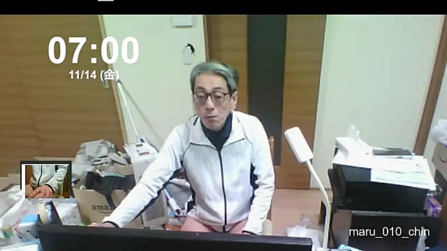 mama010-chan online show from November 13, 2025, 10:02 pm