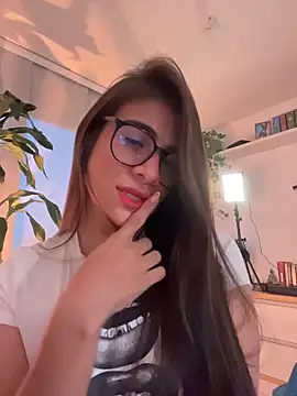 Snapshot of MariaIsabella8 chatting on March 28, 2026, 10:44 pm MariaIsabella8 online show from March 28, 2026, 10:44 pm