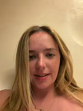 Sophiesinxx online show from July 12, 2026, 9:37 pm