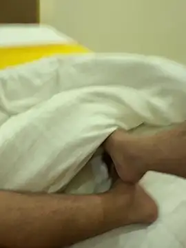 Snapshot of yourlover7227 chatting on September 22, 2025, 3:34 am yourlover7227 online show from September 22, 2025, 3:34 am