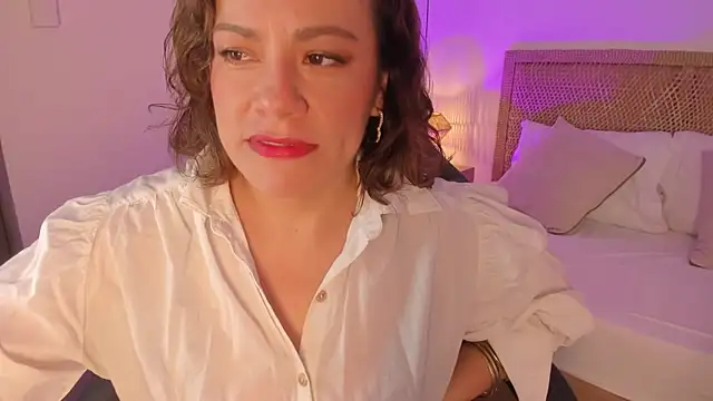 gipsela gomez online show from June 20, 2026, 7:19 pm