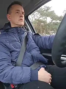 Hectorthyssen1 online show from February 10, 2026, 4:06 pm