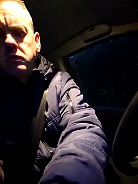 Hectorthyssen1 online show from November 20, 2025, 4:07 pm