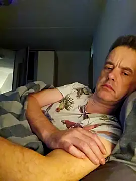 Hectorthyssen1 online show from September 20, 2025, 10:04 pm