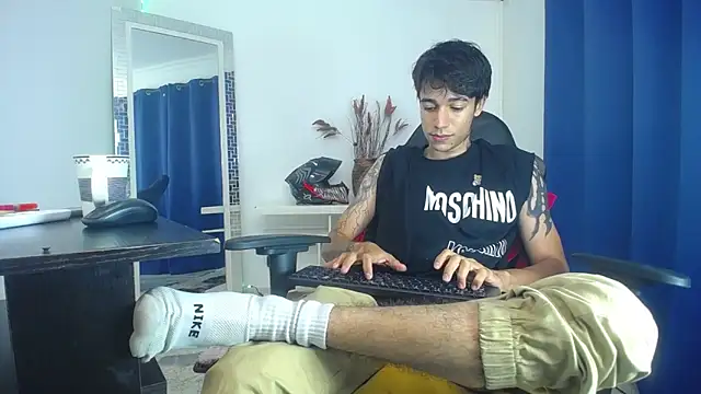 Zacktk7 online show from January 31, 2025, 11:45 pm